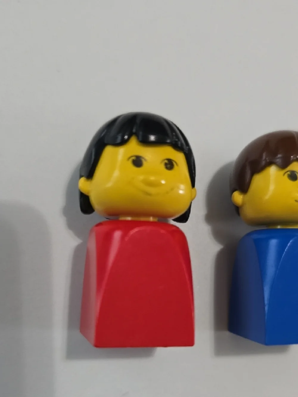 Vintage Lego Basic Figures - Lot of 2, Girl and Boy, 1985